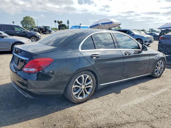 2016 MERCEDES-BENZ C C300