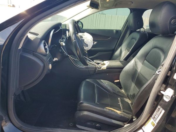 2016 MERCEDES-BENZ C C300