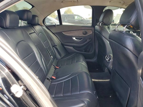 2016 MERCEDES-BENZ C C300