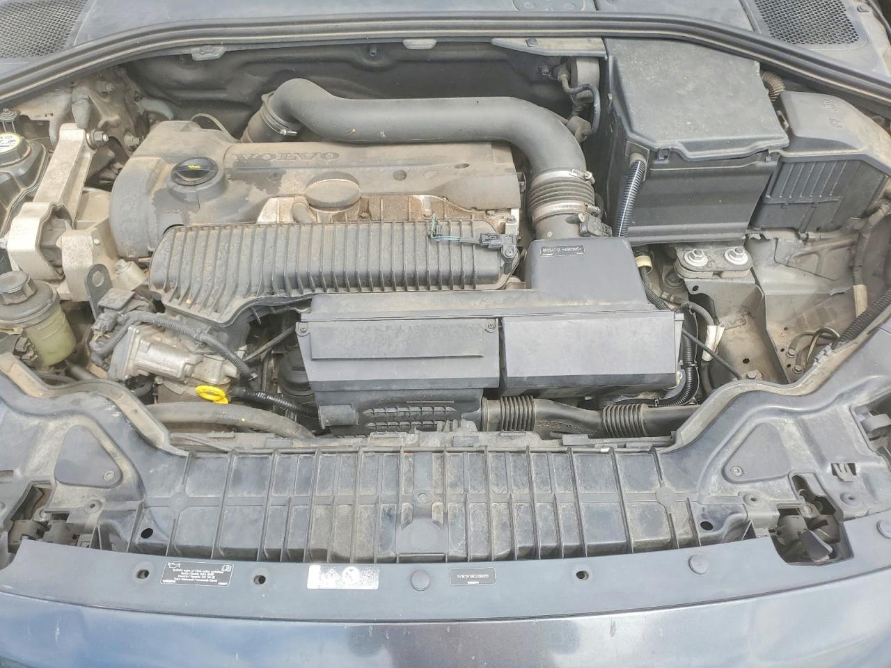 2014 VOLVO S60
