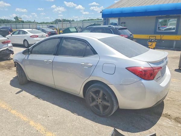 2017 TOYOTA COROLLA