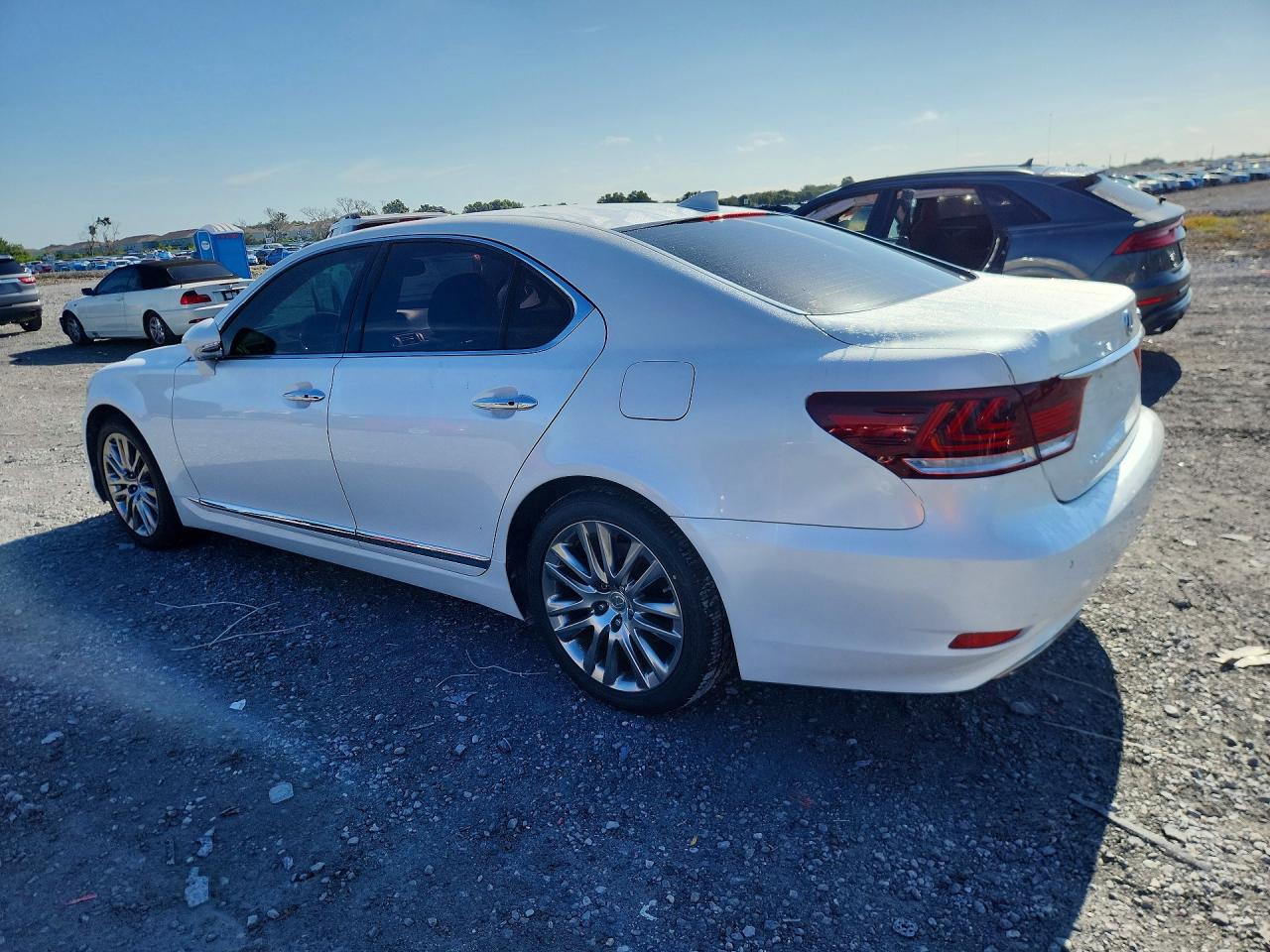 2016 LEXUS LS 460