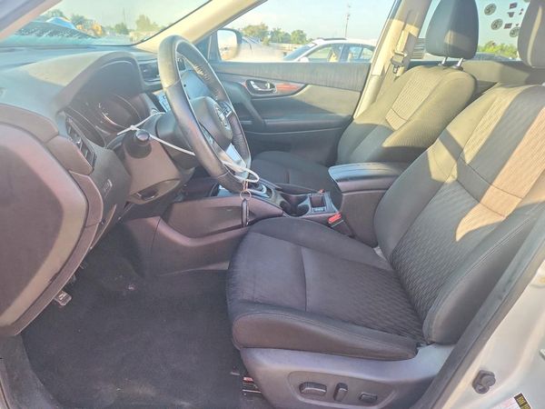 2020 NISSAN ROGUE — DENT