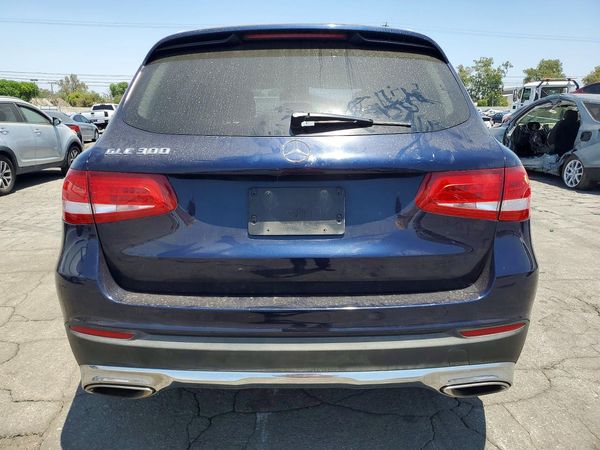 2016 MERCEDES-BENZ GLC GLC300