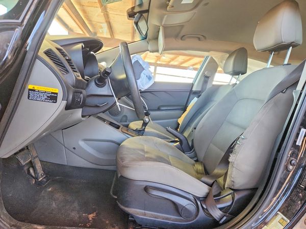 2015 KIA FORTE GL(Middle-low grade)