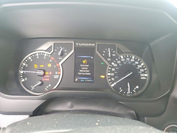 2024 TOYOTA TUNDRA SR5