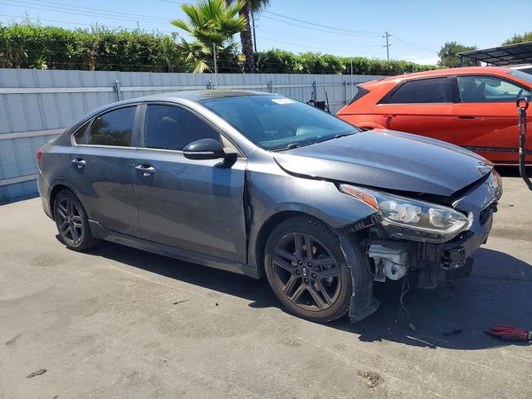 2020 KIA FORTE GT Line