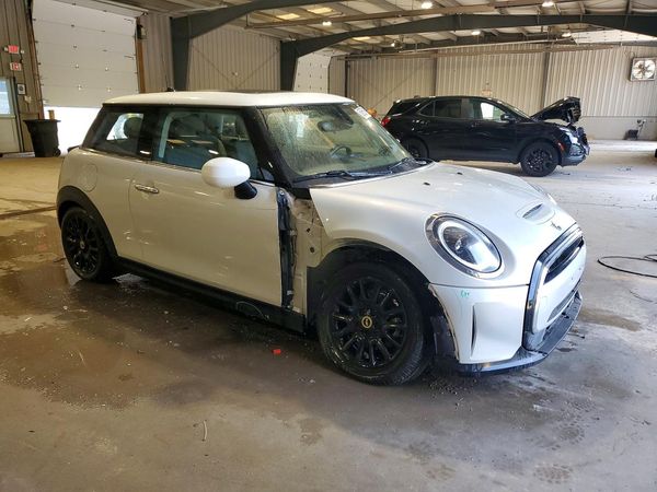 2023 MINI COOPER