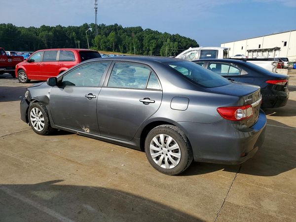 2012 TOYOTA COROLLA
