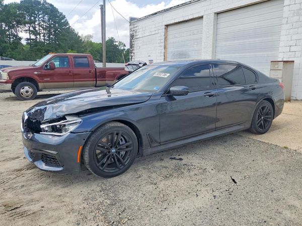2016 BMW 750 xDrive