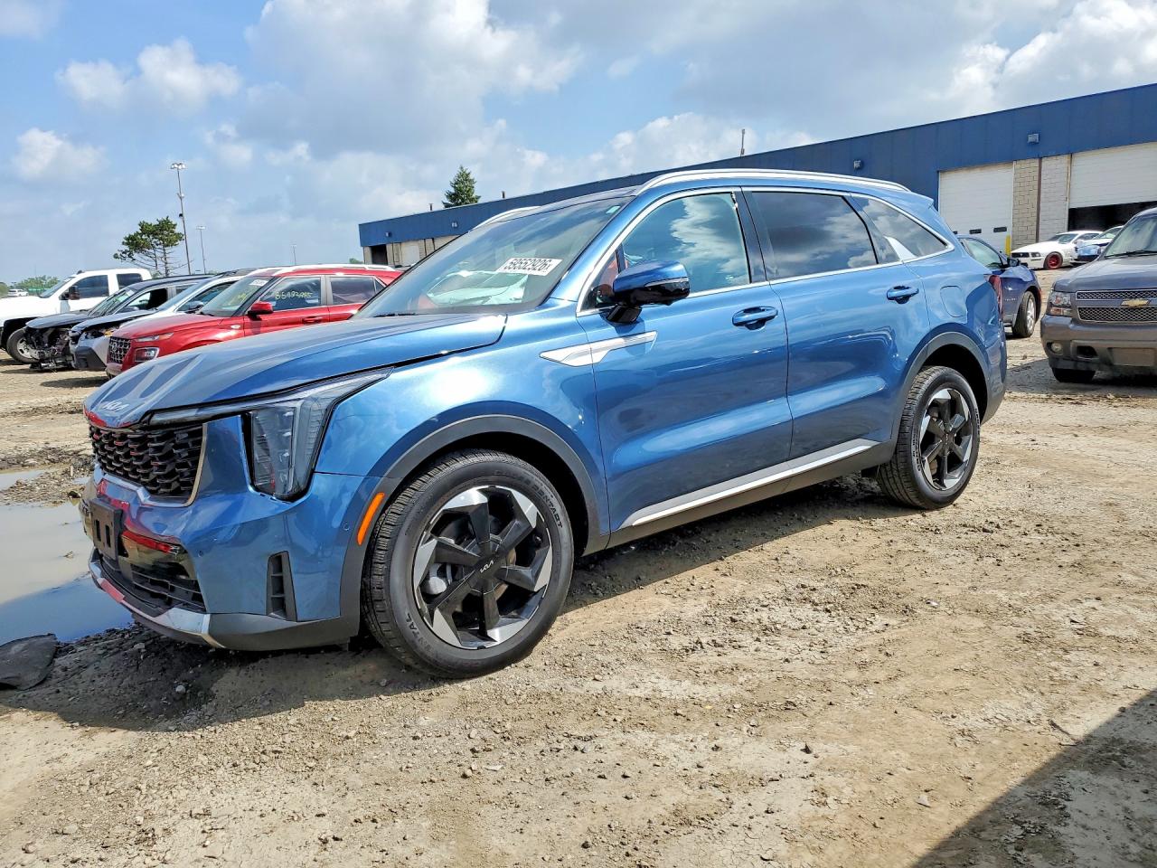 2025 KIA SORENTO