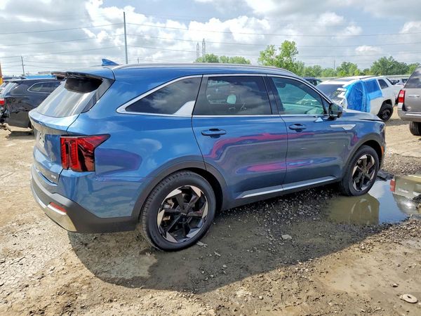 2025 KIA SORENTO