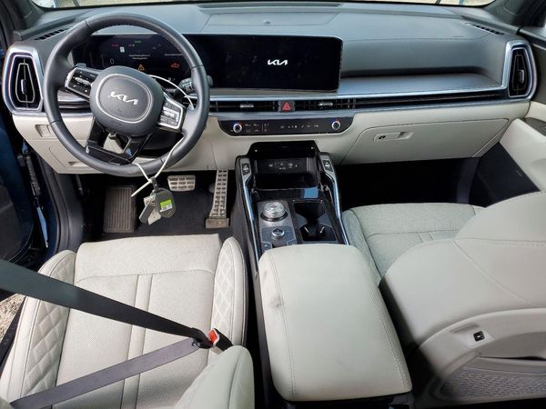 2025 KIA SORENTO