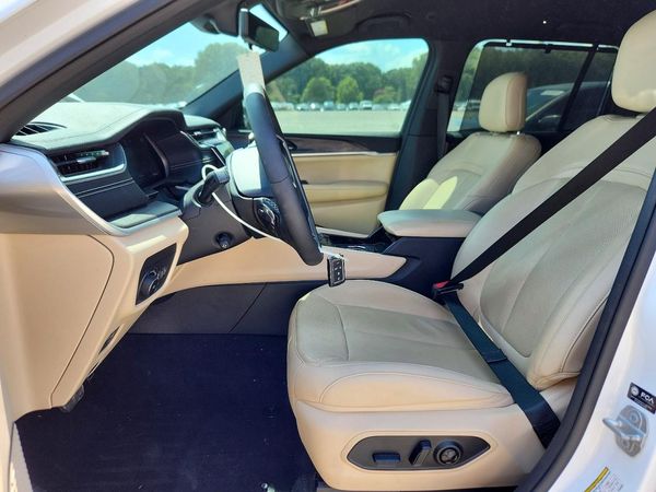 2023 JEEP GRAND CHEROKEE LIMITED 4X4