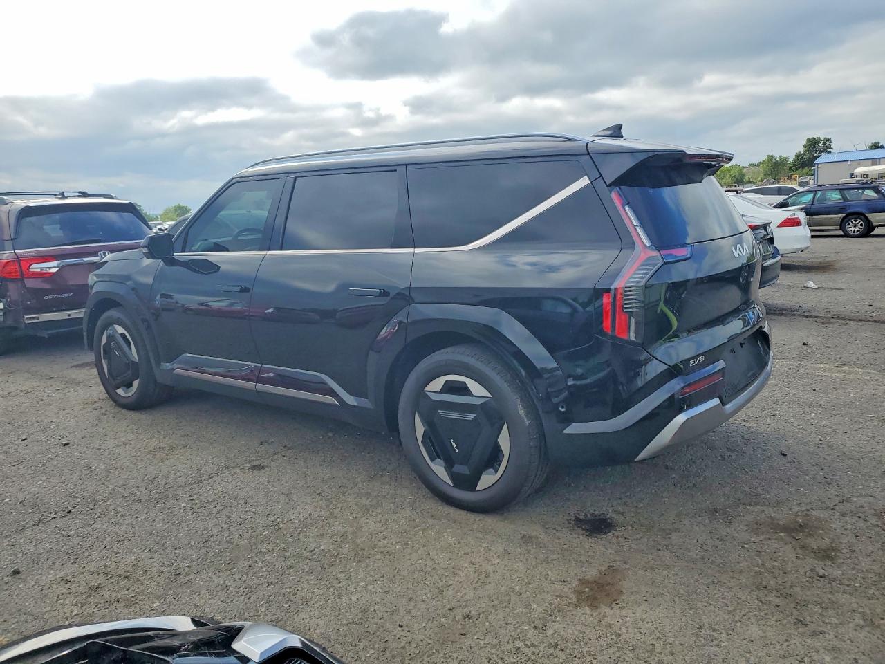 2024 KIA EV9 Land