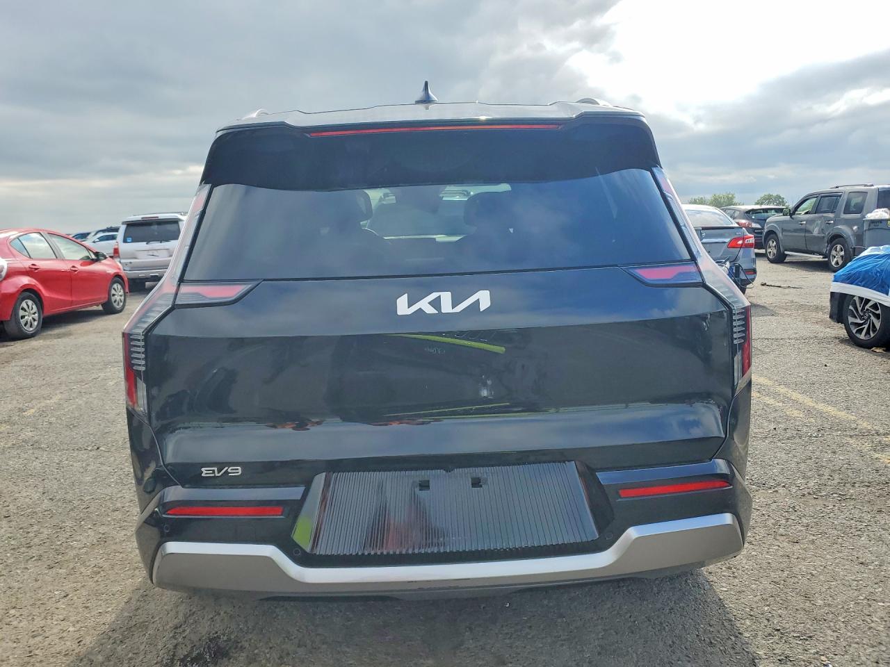 2024 KIA EV9 Land
