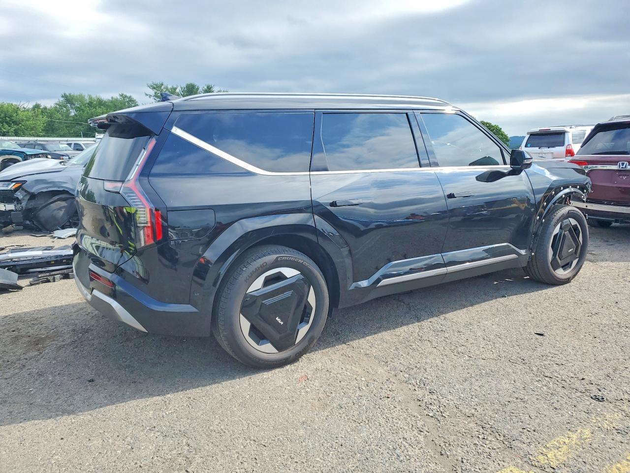 2024 KIA EV9 Land