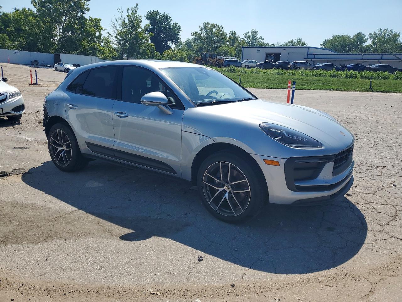 2023 PORSCHE MACAN