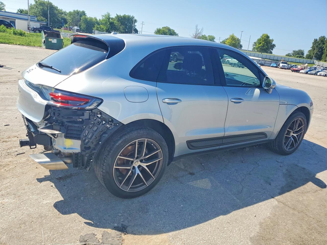 2023 PORSCHE MACAN