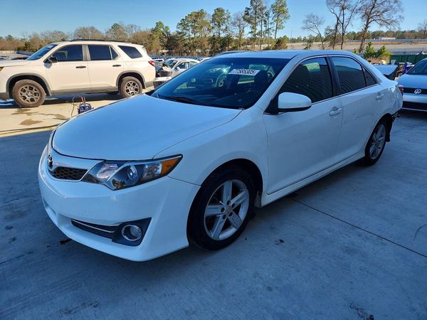 2013 TOYOTA CAMRY
