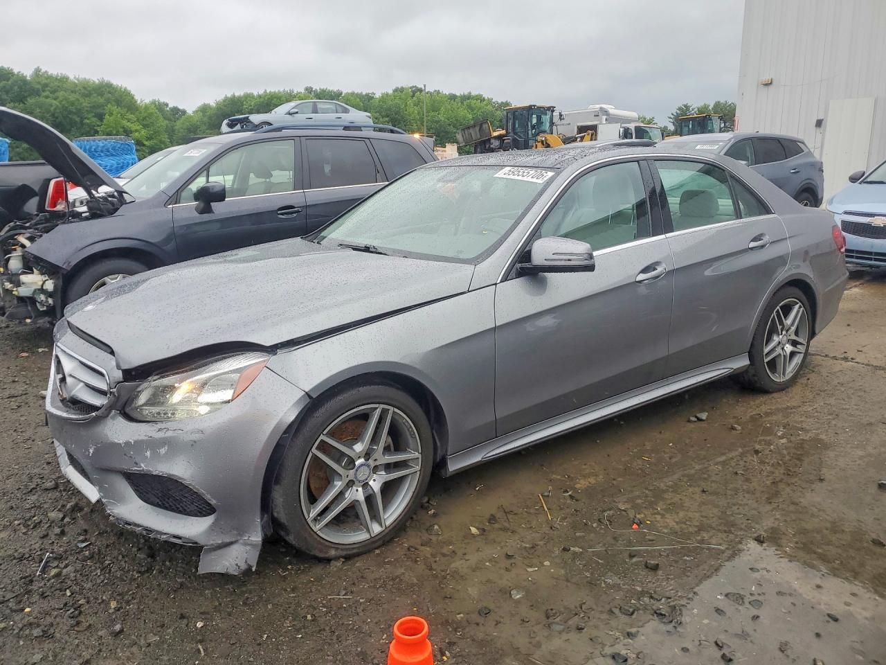2014 MERCEDES-BENZ E