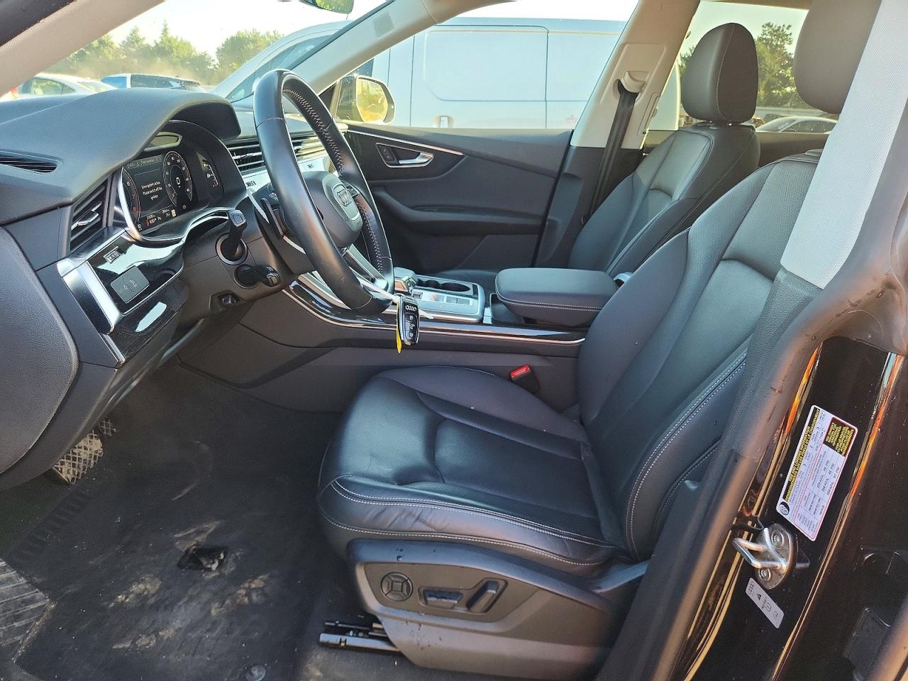 2020 AUDI Q8