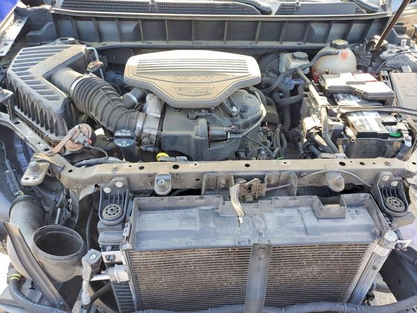 2017 CADILLAC XT5 Base