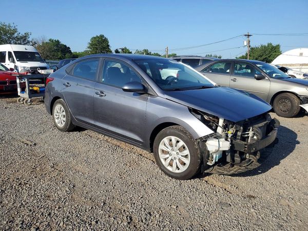2019 HYUNDAI ACCENT SE and SEL