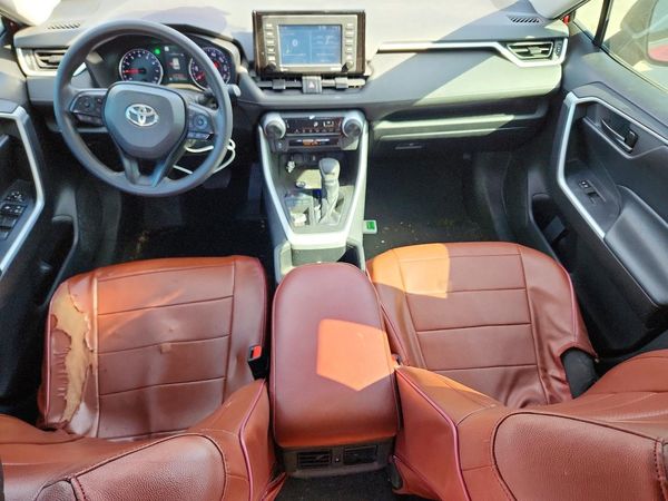 2022 TOYOTA RAV4 LE