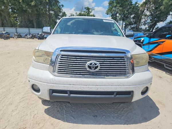 2012 TOYOTA TUNDRA Limited
