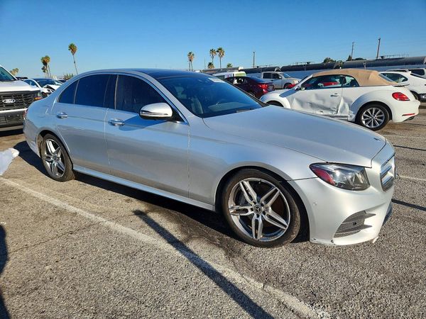 2018 MERCEDES-BENZ E-CLASS E300 — Passenger 3/4