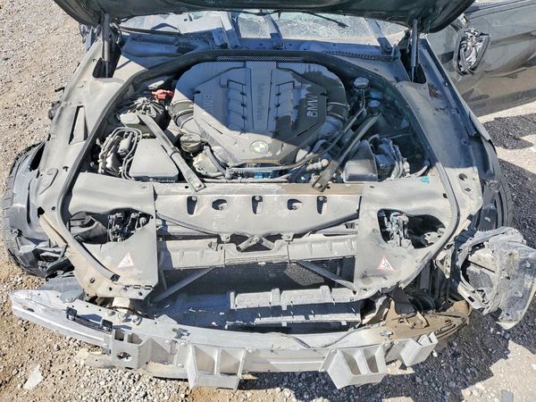 2016 BMW 6 SERIES GC — Engine bay
