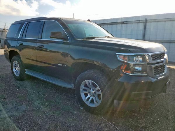 2015 CHEVROLET TAHOE LT — Passenger 3/4