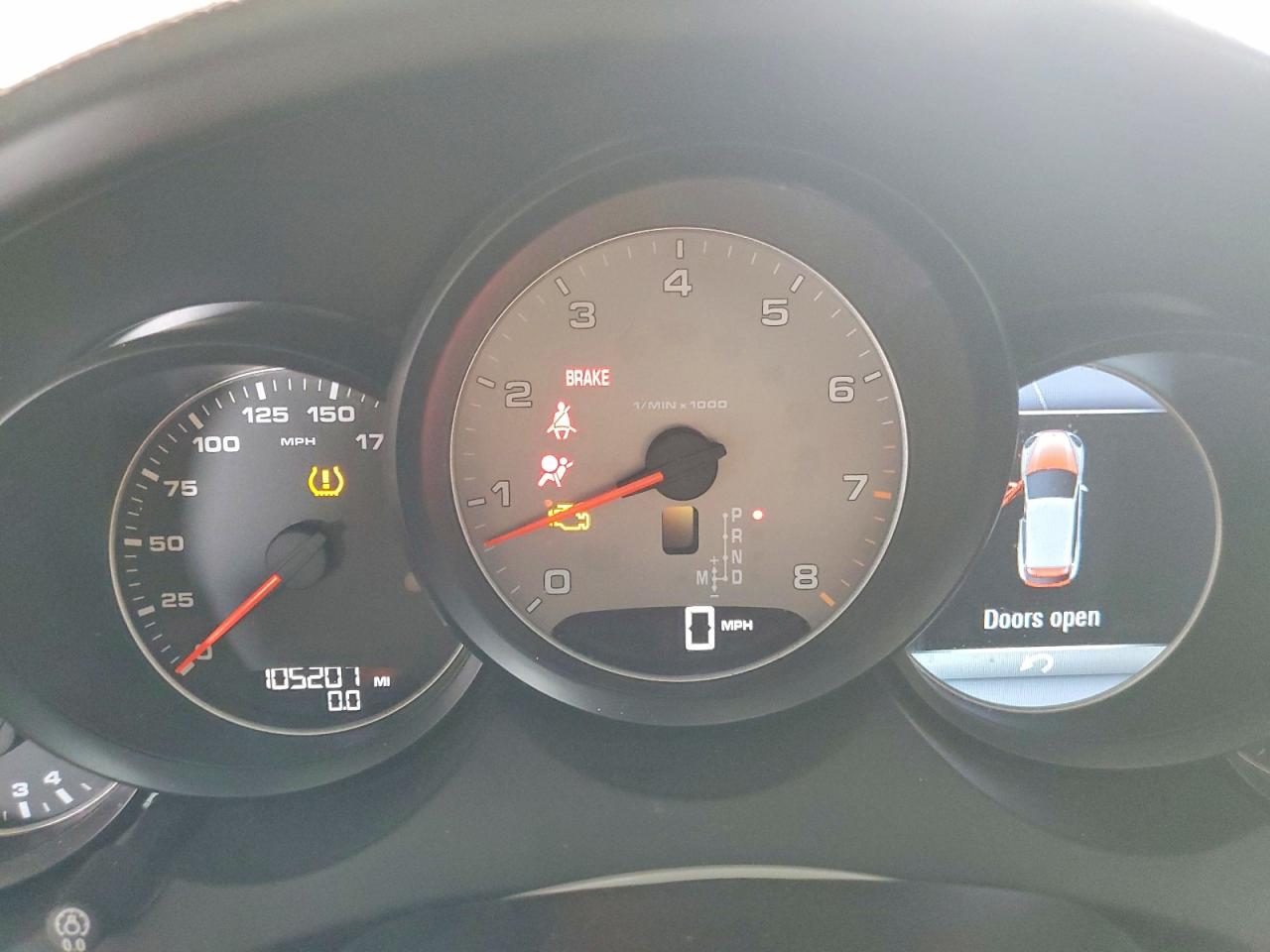 2017 PORSCHE CAYENNE