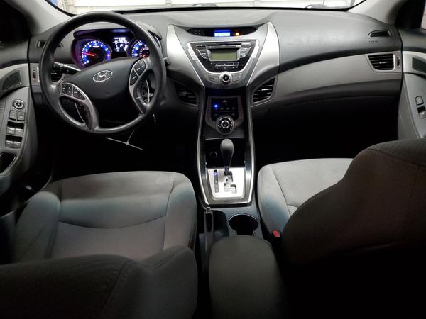 2013 HYUNDAI ELANTRA