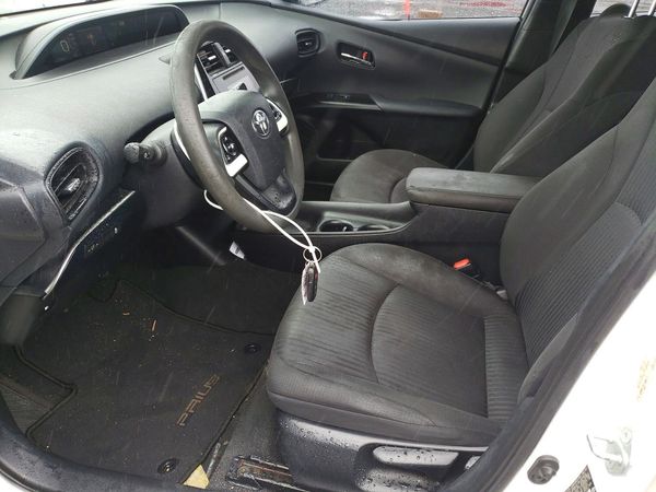 2016 TOYOTA PRIUS One/Two