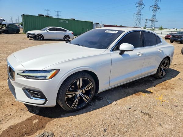 2022 VOLVO S60 Inscription