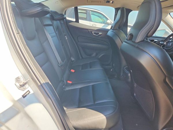 2022 VOLVO S60 Inscription