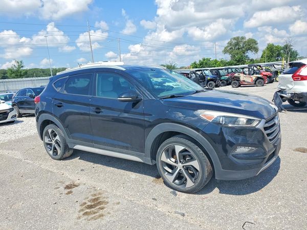 2017 HYUNDAI TUCSON