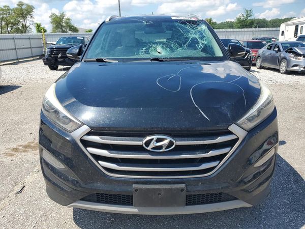 2017 HYUNDAI TUCSON