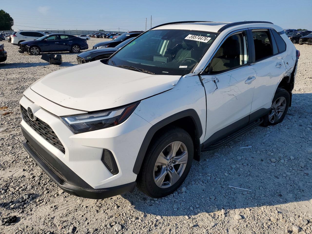 2022 TOYOTA RAV4 XLE