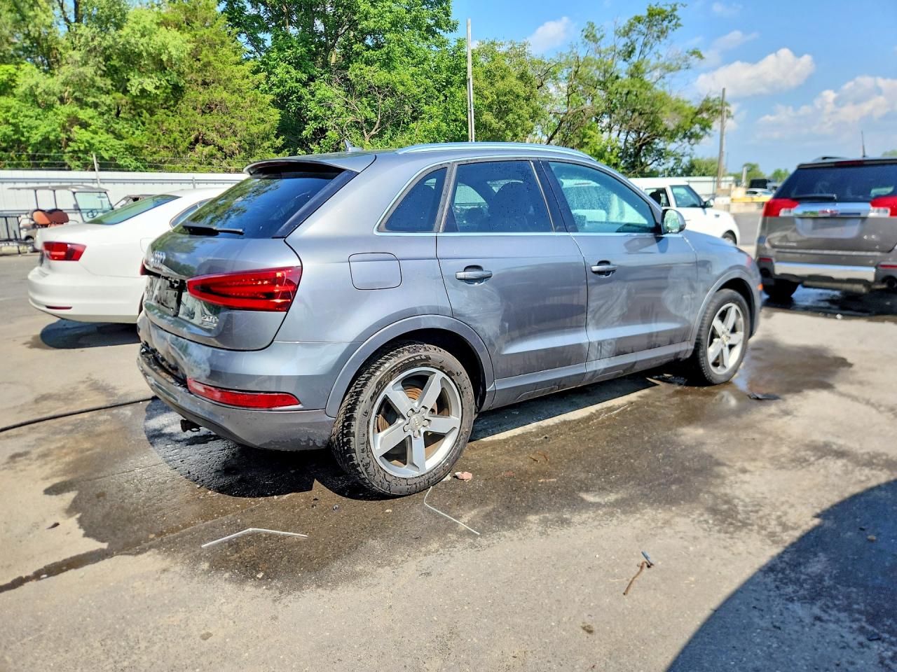 2015 AUDI Q3 quattro Premium Plus