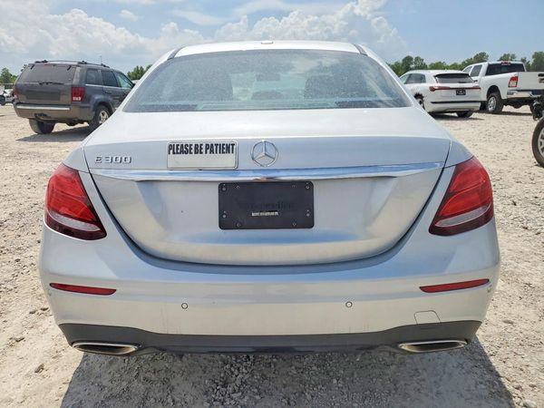 2018 MERCEDES-BENZ E E300