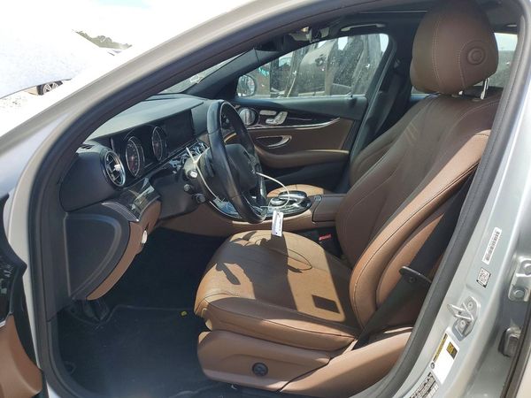 2018 MERCEDES-BENZ E E300