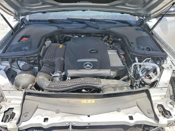 2018 MERCEDES-BENZ E E300