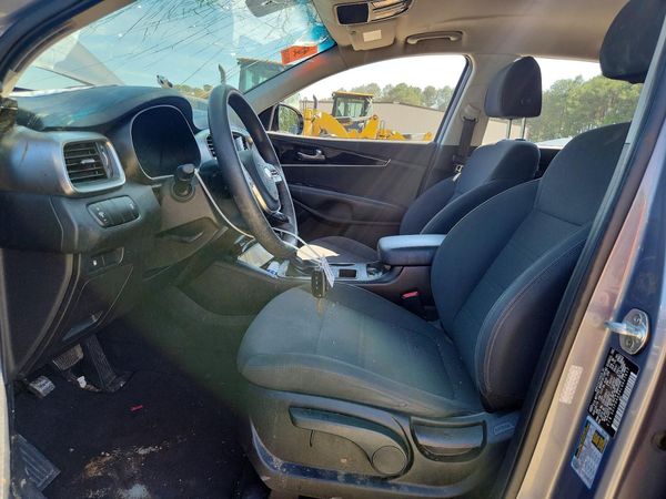 2020 KIA SORENTO L, LX, S