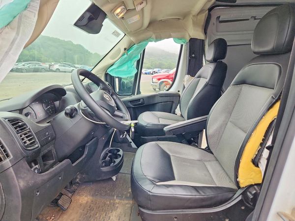 2023 RAM PROMASTER 2500 High Roof