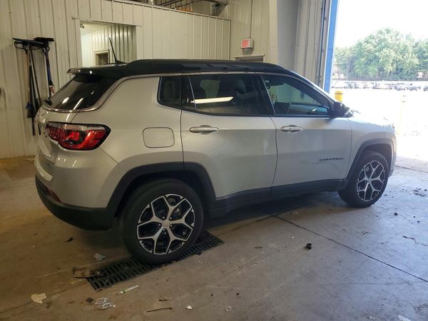 2024 JEEP COMPASS
