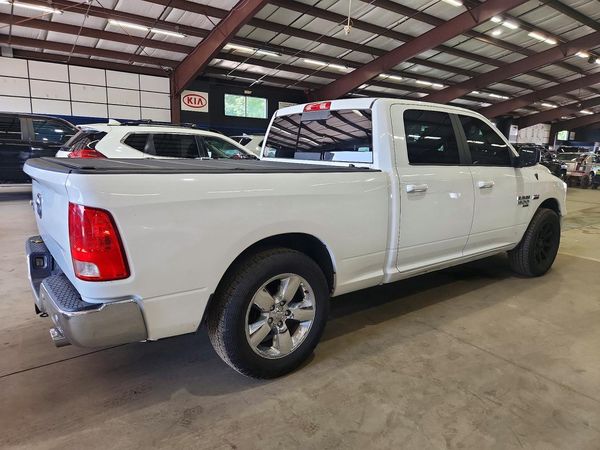 2019 RAM 1500 CLASSIC SLT