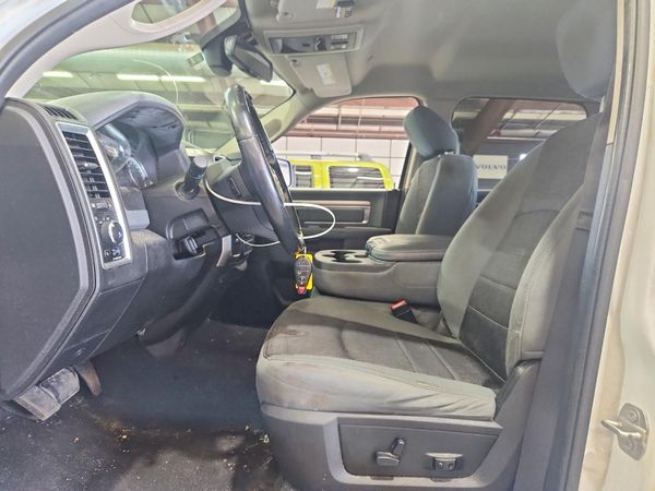 2019 RAM 1500 CLASSIC SLT